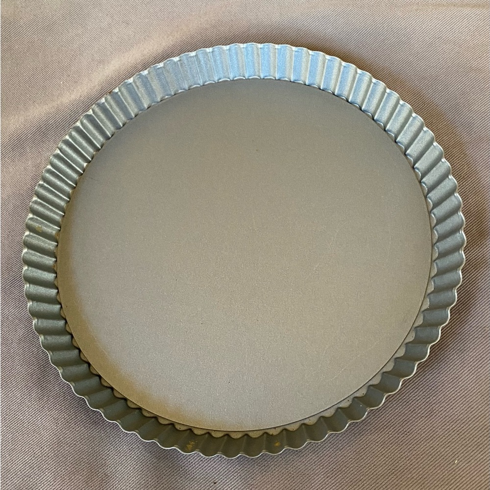 Tart Pan Round, Fluted Edge